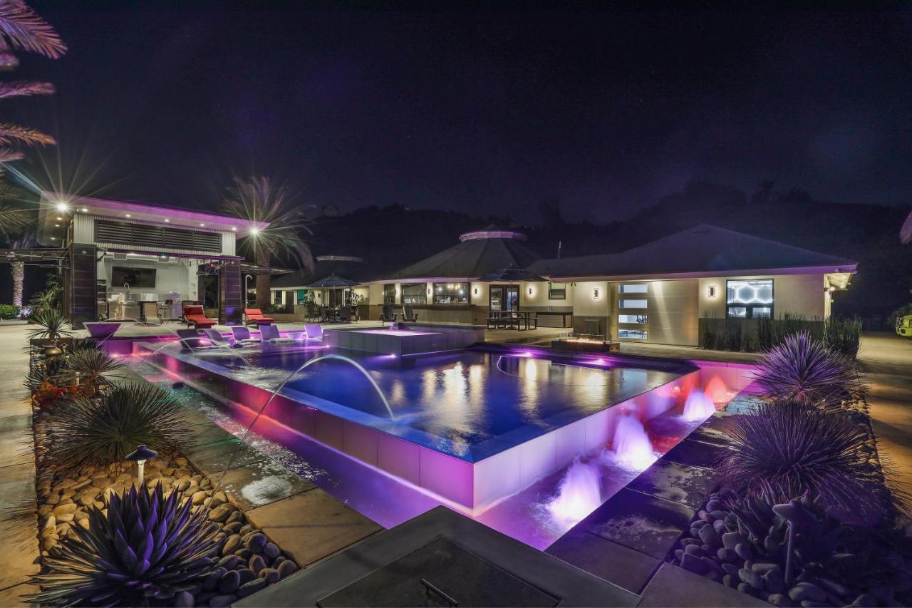 Iron Mansion Private Resort-Event Space 12000 Ft! Temecula Exterior foto